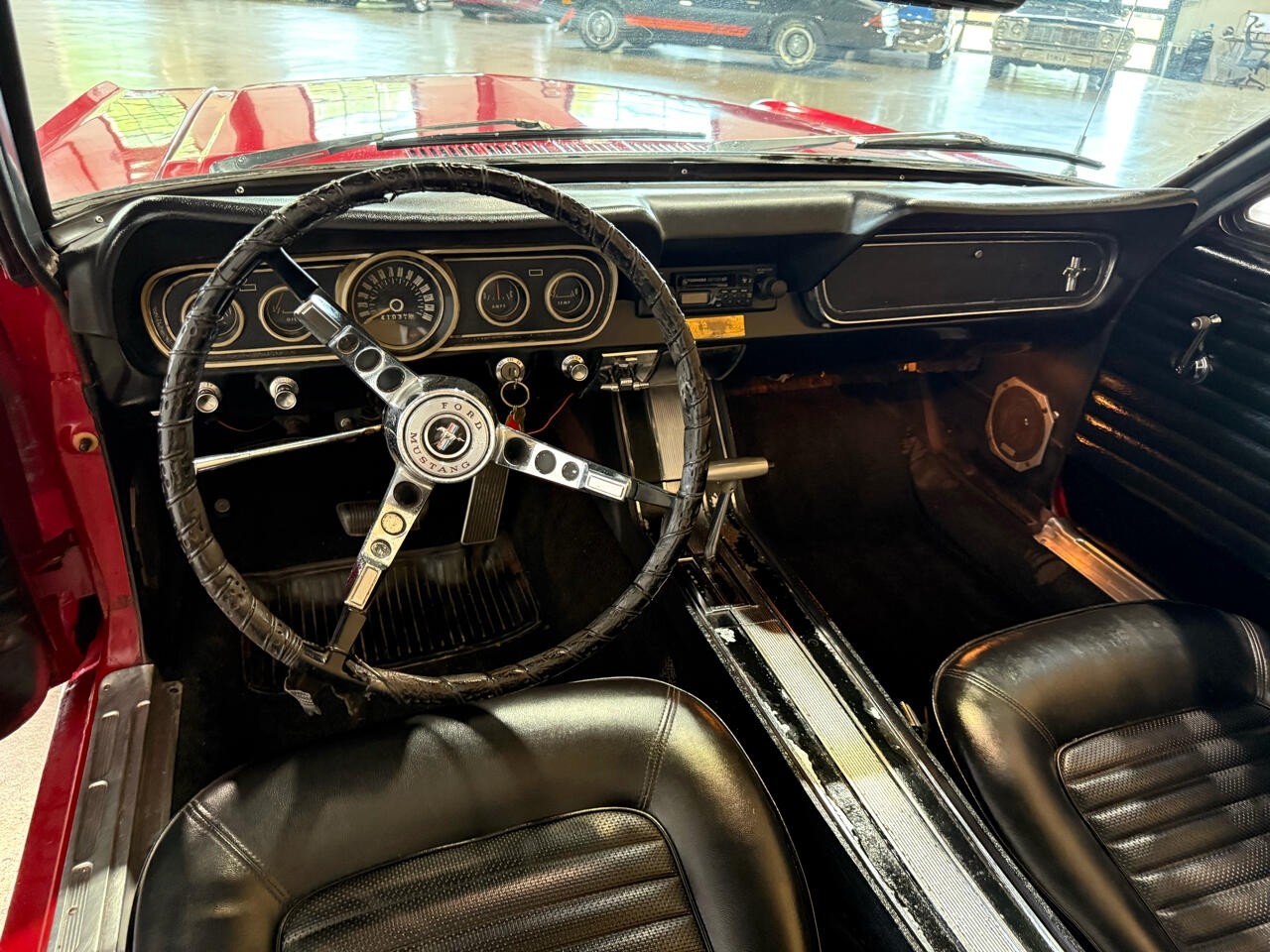 Ford-Mustang-1966-American-Muscle-Car-34