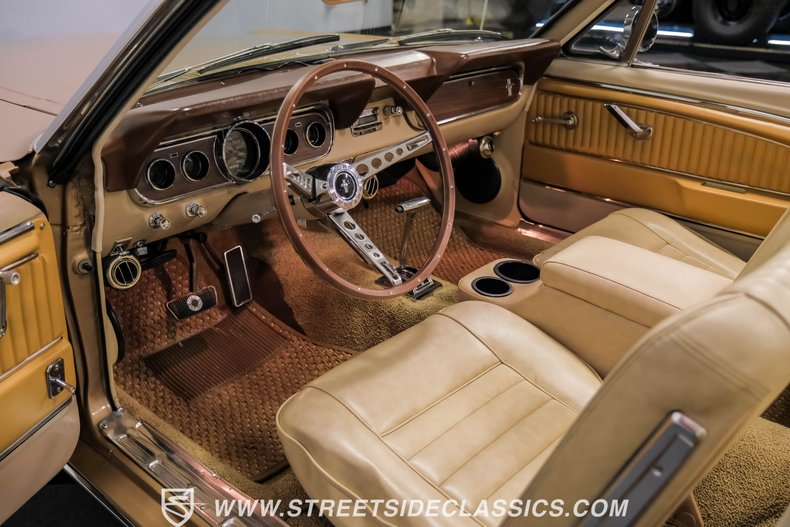 Ford-Mustang-1966-Antique-Bronze-Palomino-2
