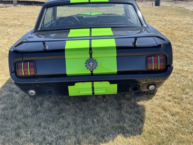 Ford-Mustang-1966-Black-Black-8