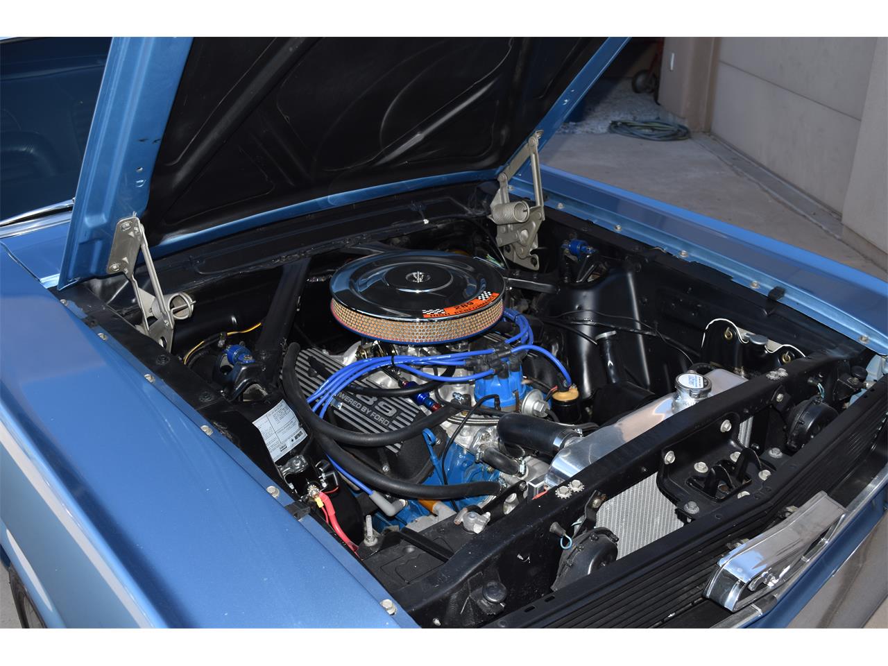Ford-Mustang-1966-Blue-Black-18