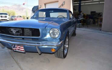Ford-Mustang-1966-Blue-Black-5
