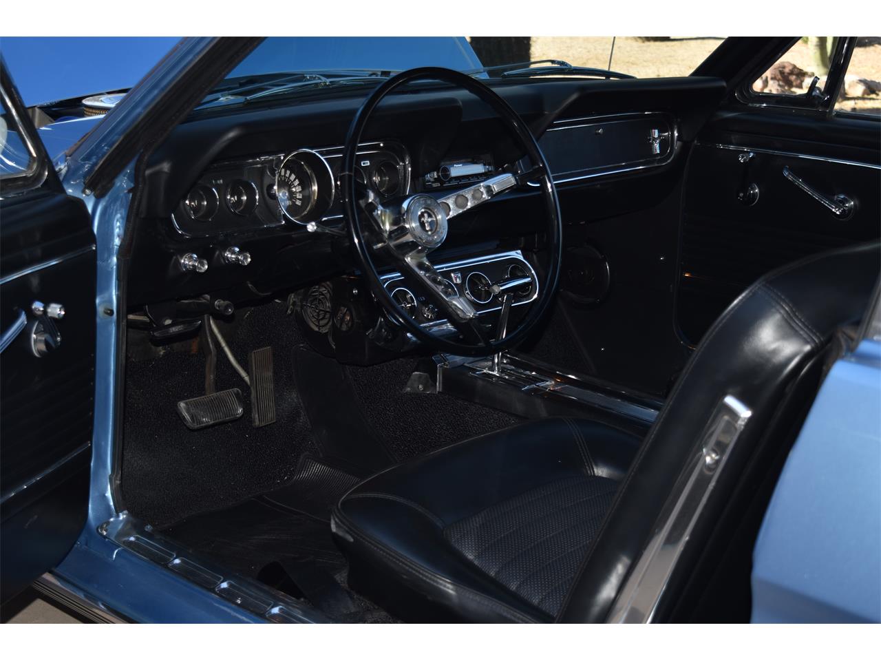 Ford-Mustang-1966-Blue-Black-7