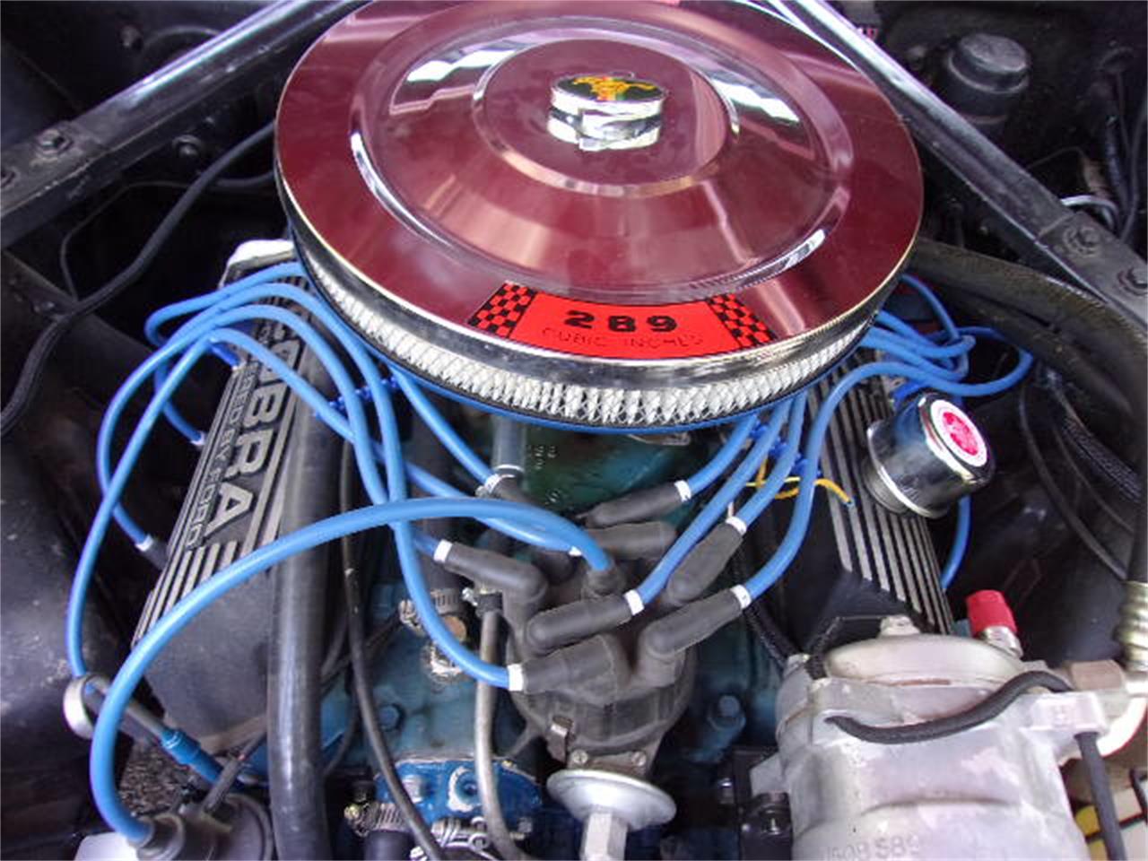Ford-Mustang-1966-Burgundy-Burgundy-15