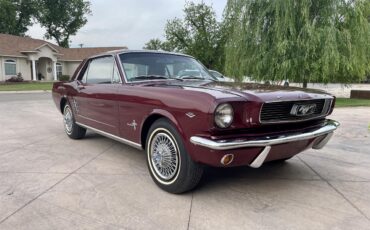 Ford-Mustang-1966-Burgundy-Burgundy-17