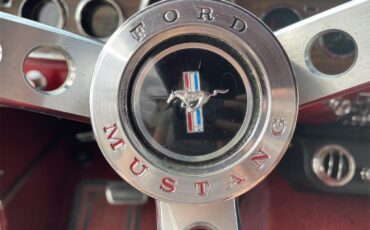Ford-Mustang-1966-Burgundy-Burgundy-5