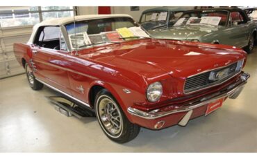Ford-Mustang-1966-Candy-Apple-Red-Black-2