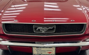 Ford-Mustang-1966-Candy-Apple-Red-Black-20