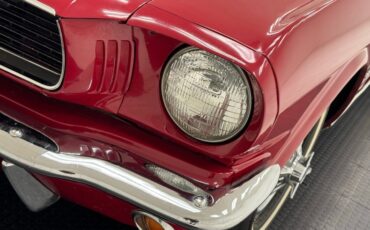 Ford-Mustang-1966-Candy-Apple-Red-Black-21