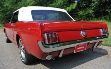 Ford-Mustang-1966-Candy-Apple-Red-Black-24