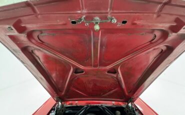 Ford-Mustang-1966-Candy-Apple-Red-Black-28