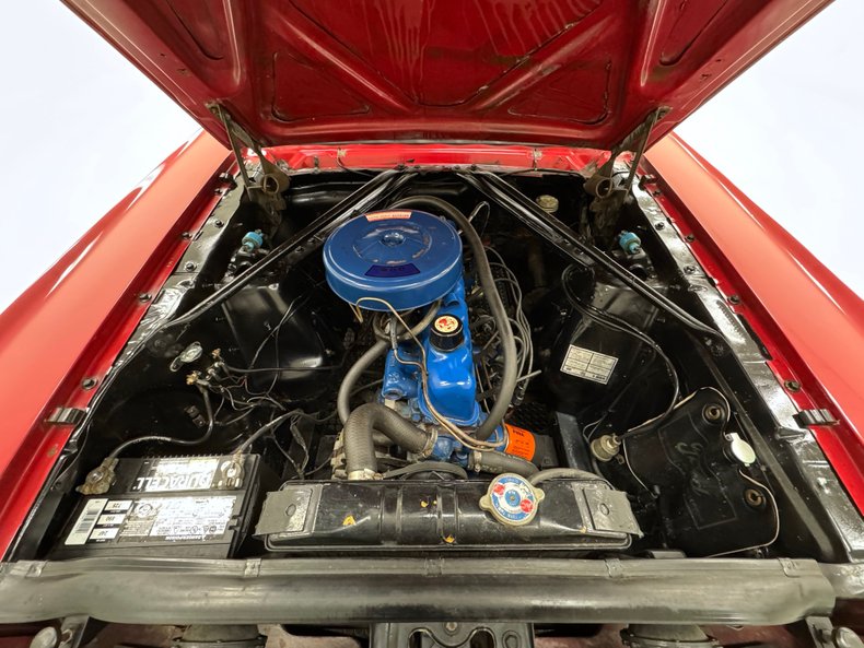 Ford-Mustang-1966-Candy-Apple-Red-Black-29