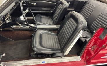 Ford-Mustang-1966-Candy-Apple-Red-Black-33