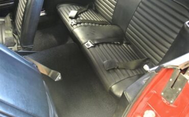 Ford-Mustang-1966-Candy-Apple-Red-Black-33