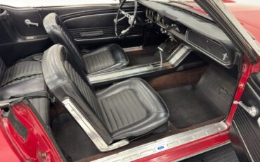 Ford-Mustang-1966-Candy-Apple-Red-Black-37