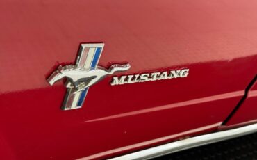 Ford-Mustang-1966-Candy-Apple-Red-Black-44