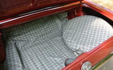 Ford-Mustang-1966-Candy-Apple-Red-Black-47