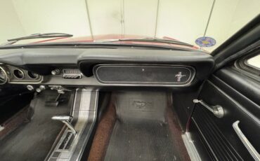 Ford-Mustang-1966-Candy-Apple-Red-Black-48