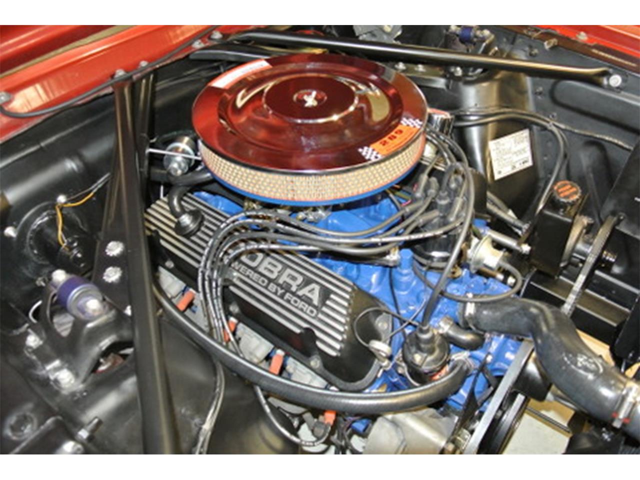 Ford-Mustang-1966-Candy-Apple-Red-Black-50