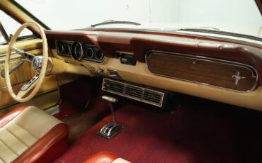 Ford-Mustang-1966-Champagne-Maroon-18
