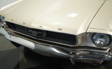 Ford-Mustang-1966-Champagne-Maroon-28