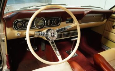 Ford-Mustang-1966-Champagne-Maroon-41