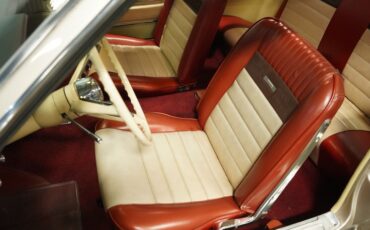 Ford-Mustang-1966-Champagne-Maroon-44
