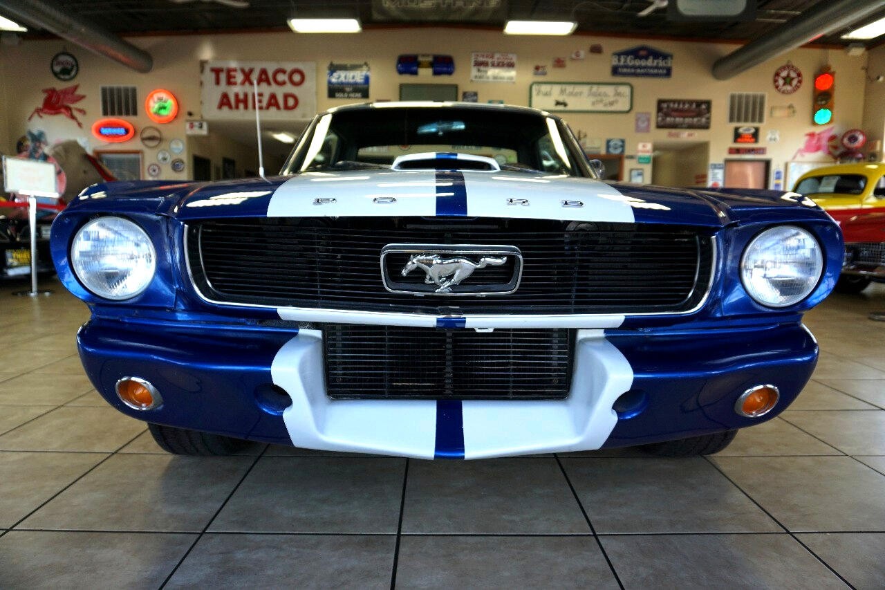 Ford-Mustang-1966-Classic-Car-14