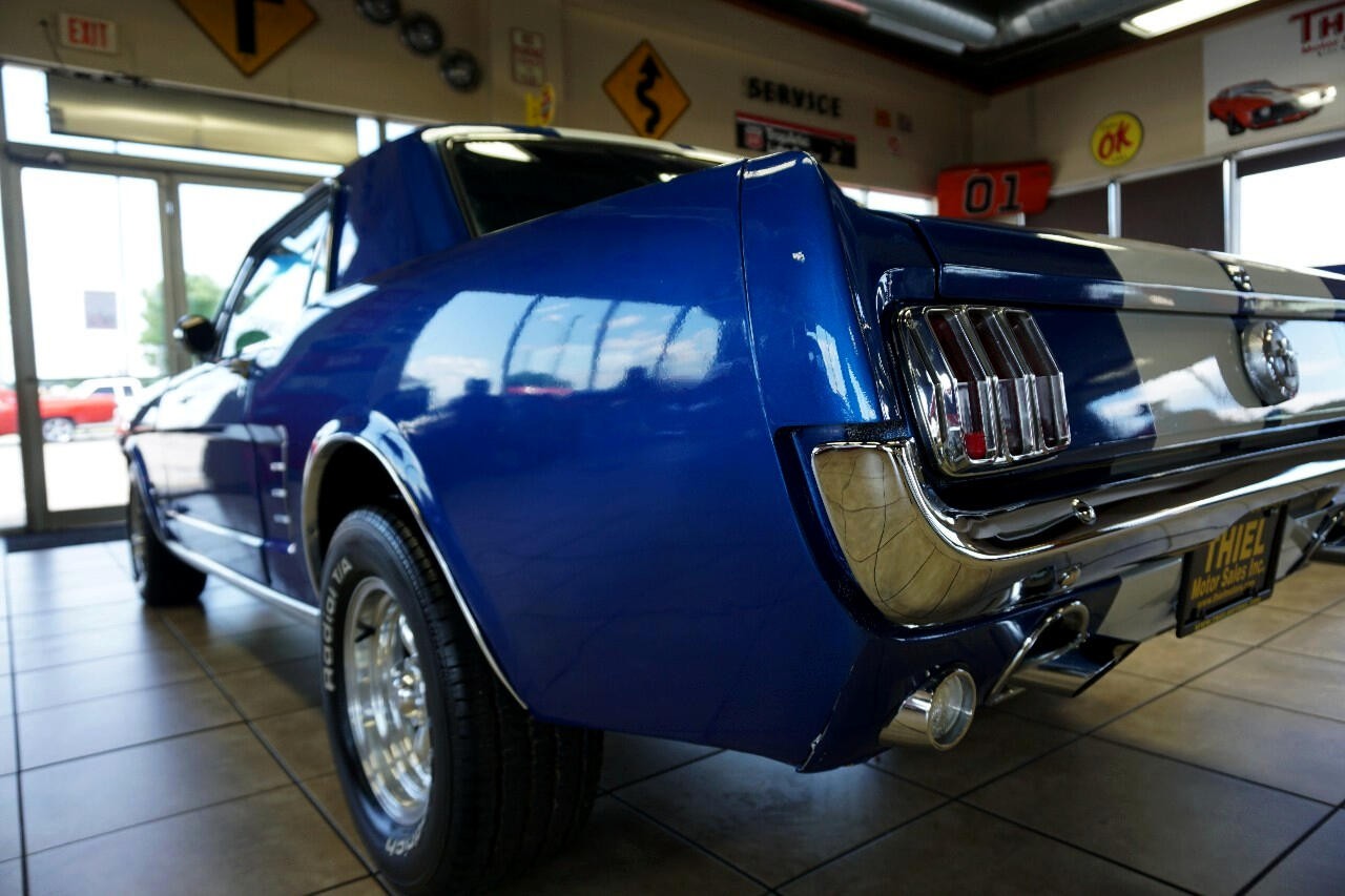 Ford-Mustang-1966-Classic-Car-17