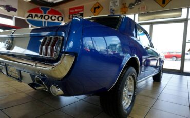 Ford-Mustang-1966-Classic-Car-18