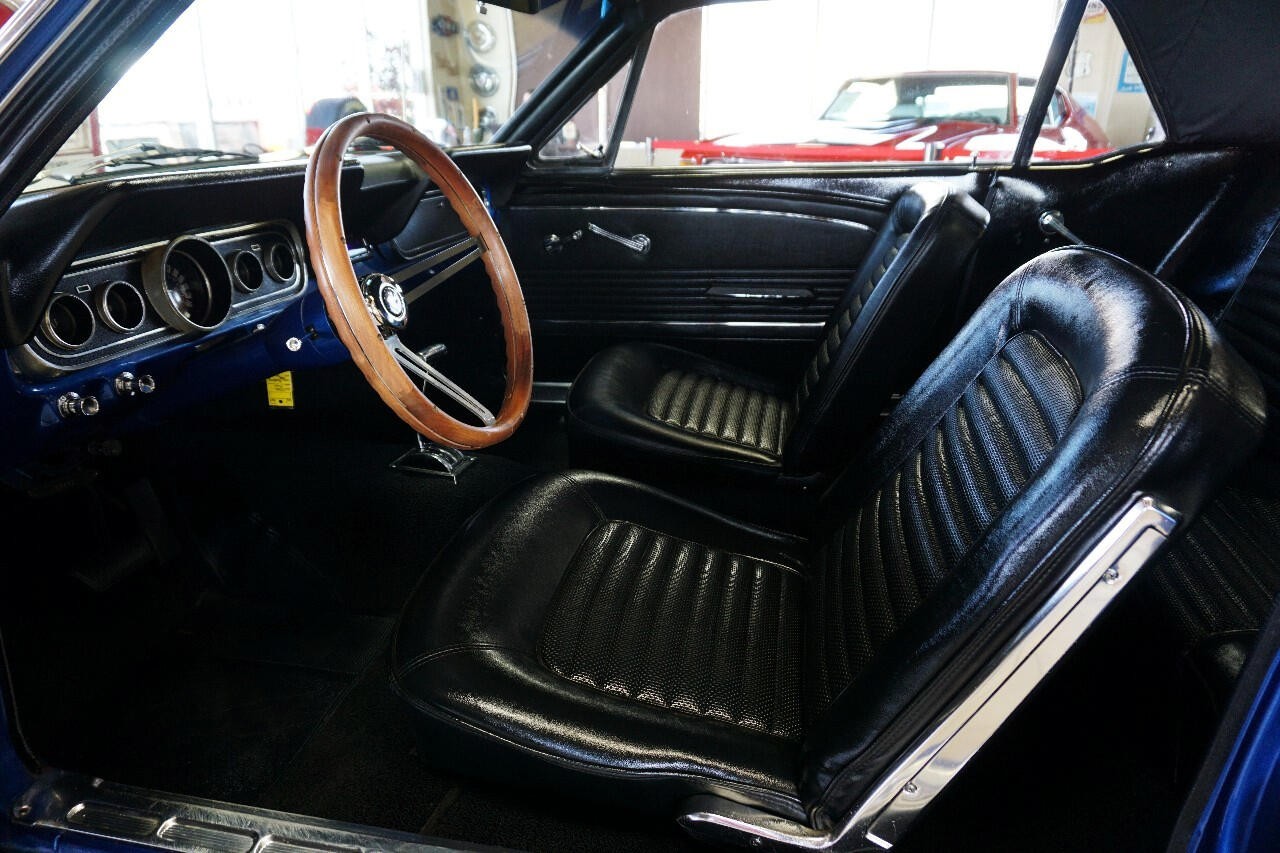 Ford-Mustang-1966-Classic-Car-22