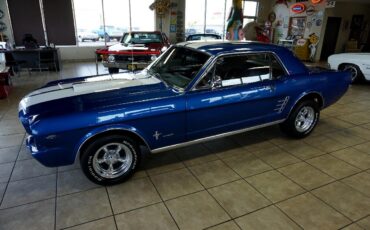 Ford-Mustang-1966-Classic-Car-3