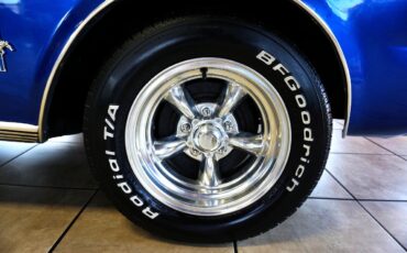 Ford-Mustang-1966-Classic-Car-35