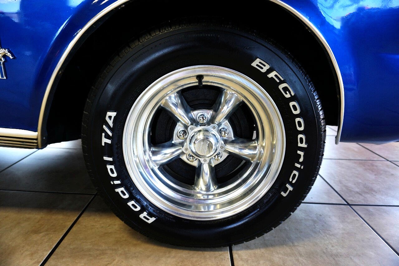 Ford-Mustang-1966-Classic-Car-35