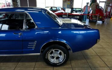 Ford-Mustang-1966-Classic-Car-39