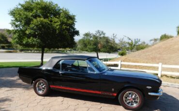 Ford-Mustang-1966-Convertible-12
