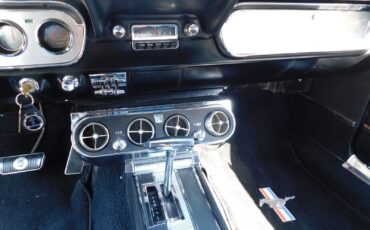 Ford-Mustang-1966-Convertible-15