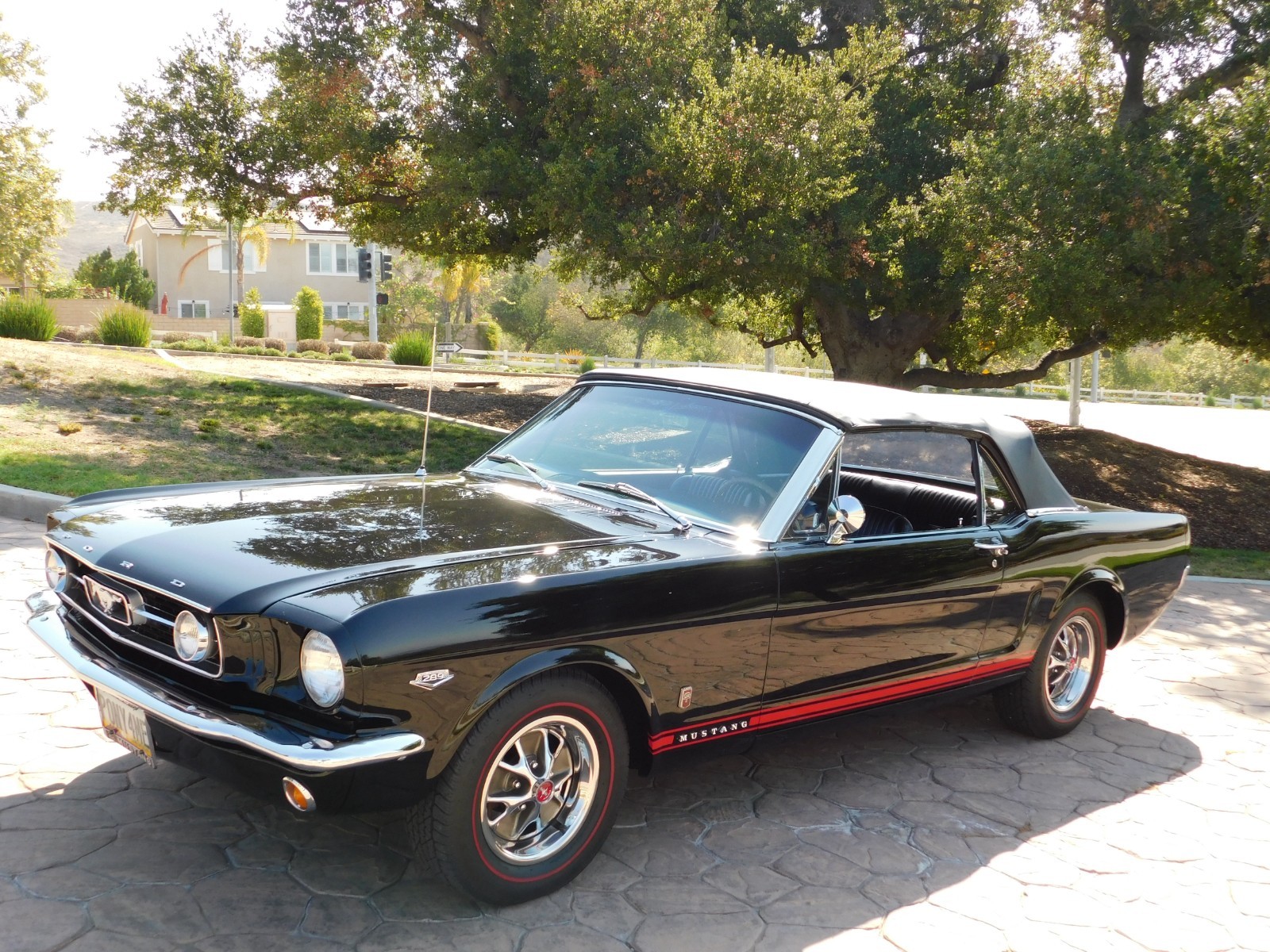 Ford-Mustang-1966-Convertible-25