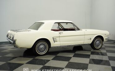 Ford-Mustang-1966-Coupe-13