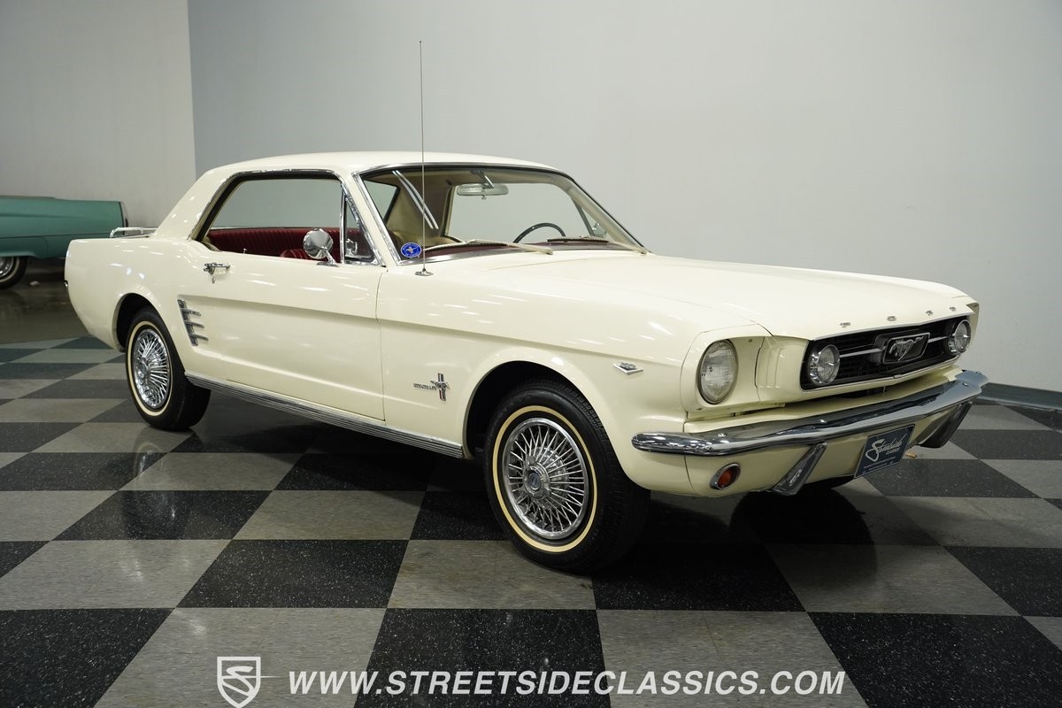 Ford-Mustang-1966-Coupe-16