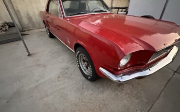 Ford-Mustang-1966-Coupe-2