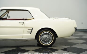 Ford-Mustang-1966-Coupe-23
