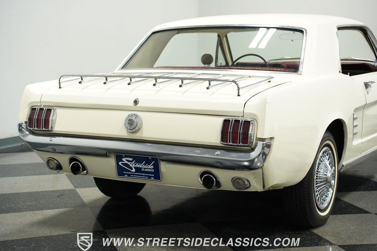 Ford-Mustang-1966-Coupe-25
