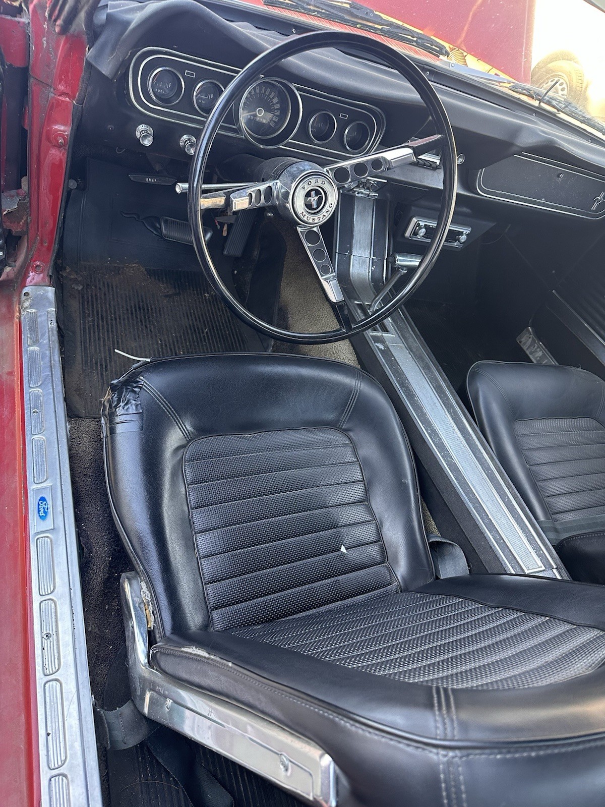 Ford-Mustang-1966-Coupe-4