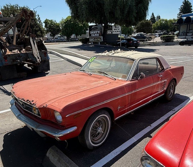 Ford-Mustang-1966-Coupe