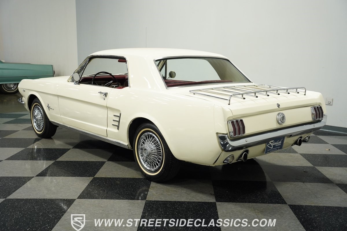 Ford-Mustang-1966-Coupe-9
