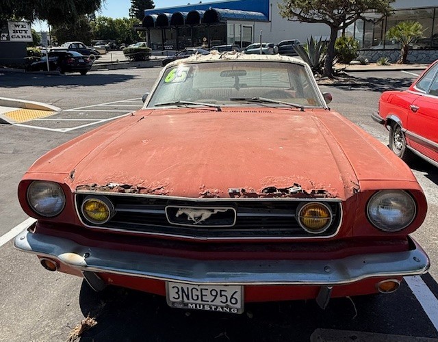 Ford-Mustang-1966-Coupe-9