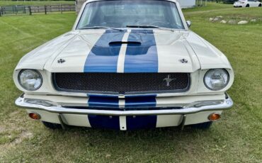 Ford-Mustang-1966-Fastback-1