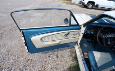 Ford-Mustang-1966-Fastback-17