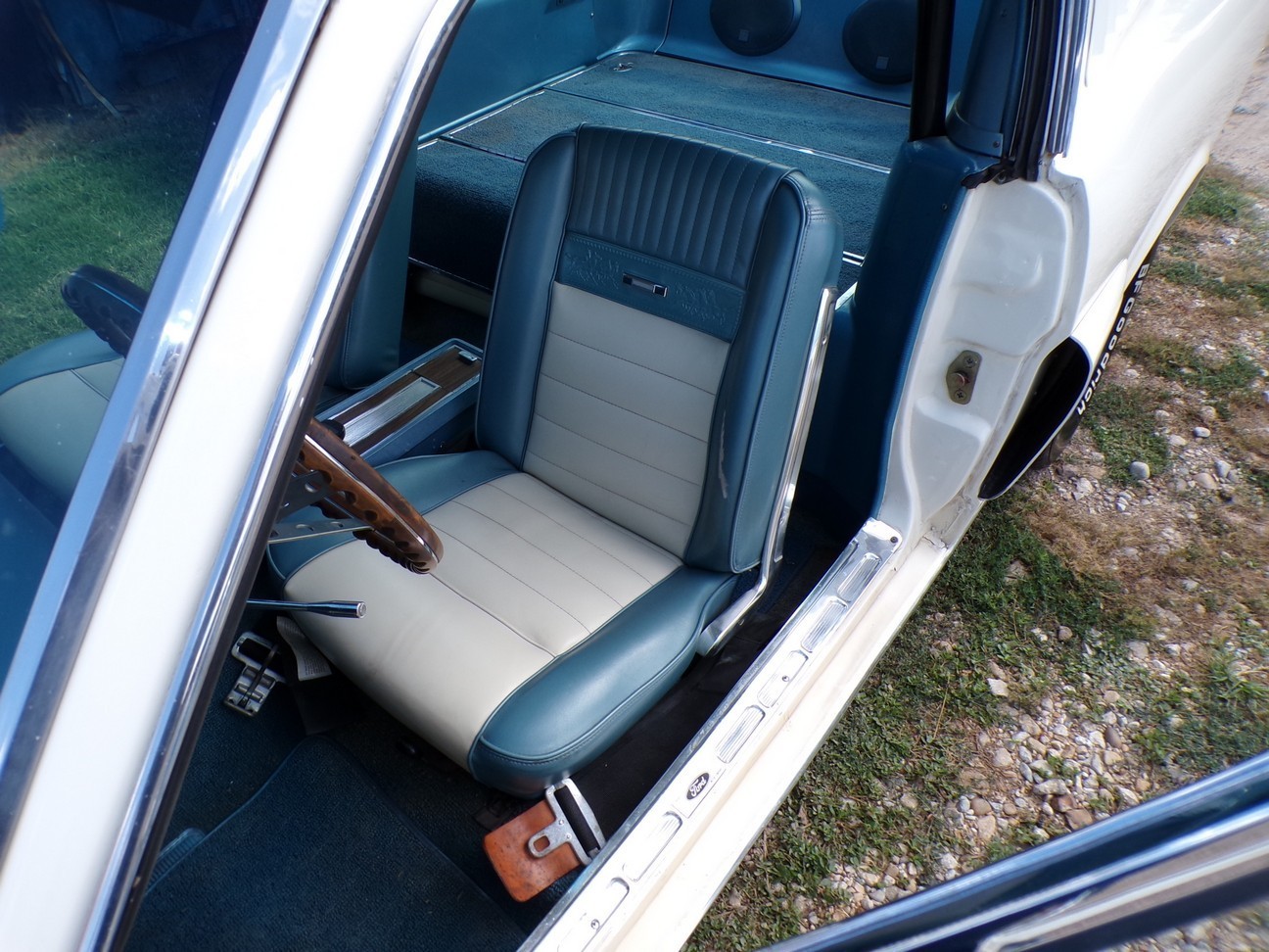 Ford-Mustang-1966-Fastback-22