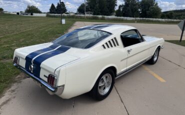 Ford-Mustang-1966-Fastback-7